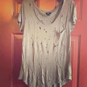 Trendy causal grey Tee